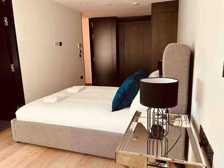 3 Bed 2 Bath Penthouse Hoxton Square With Terrace Apartment London