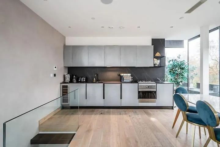 3 Bed 2 Bath Penthouse Hoxton Square With Terrace Apartment London