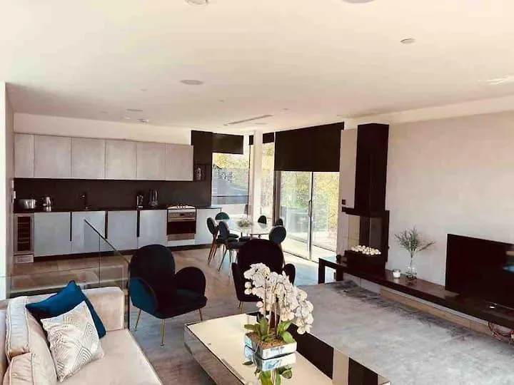 3 Bed 2 Bath Penthouse Hoxton Square With Terrace Apartment London