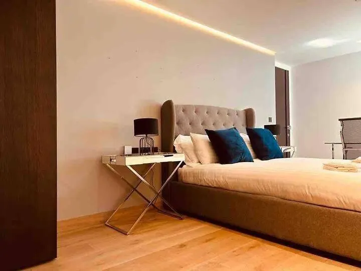 3 Bed 2 Bath Penthouse Hoxton Square With Terrace Apartment London United Kingdom