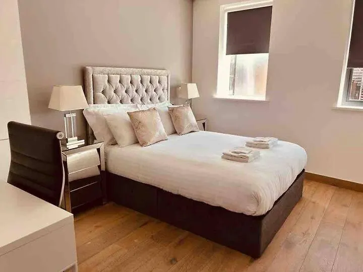 3 Bed 2 Bath Penthouse Hoxton Square With Terrace Apartment London